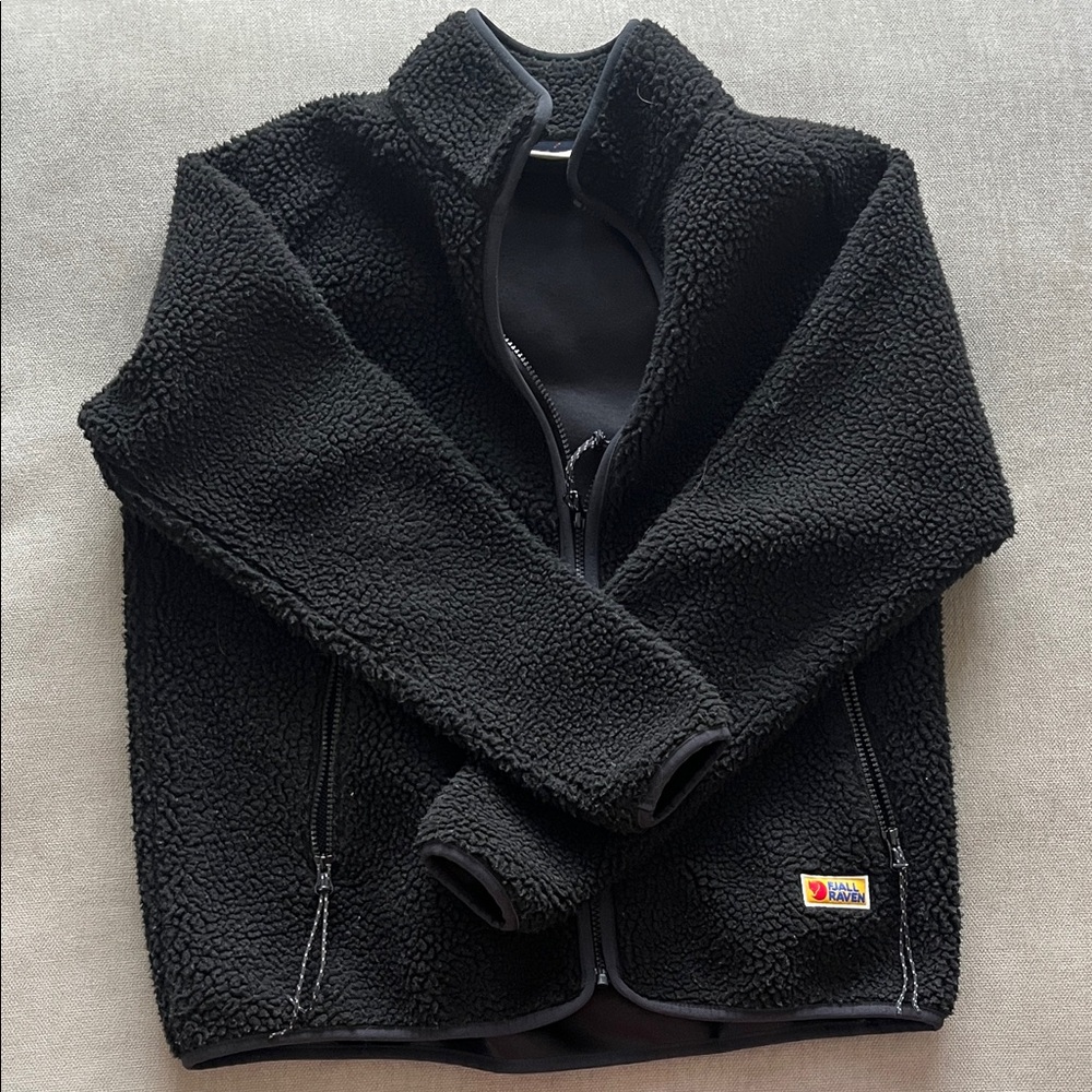 W’s Black Fleece / Sherpa Jacket